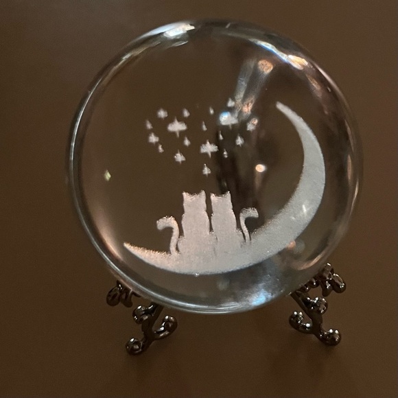 Crystal Ball With Two Cats On Moon Heart Stars With Stand - Picture 10 of 11